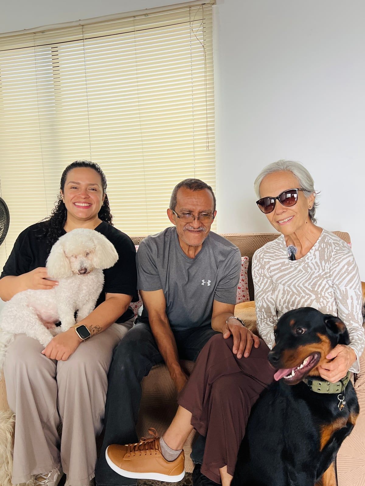 Inés Amaya with dogs at home